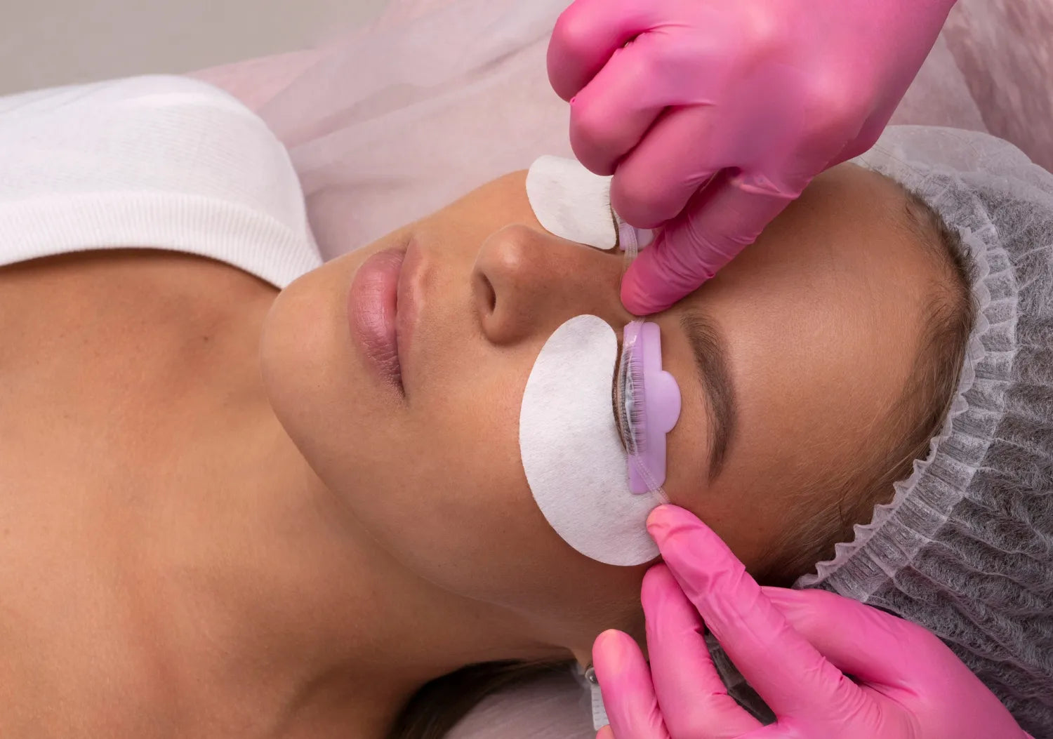 When should you consider eyelash lamination and how to maintain the effect?