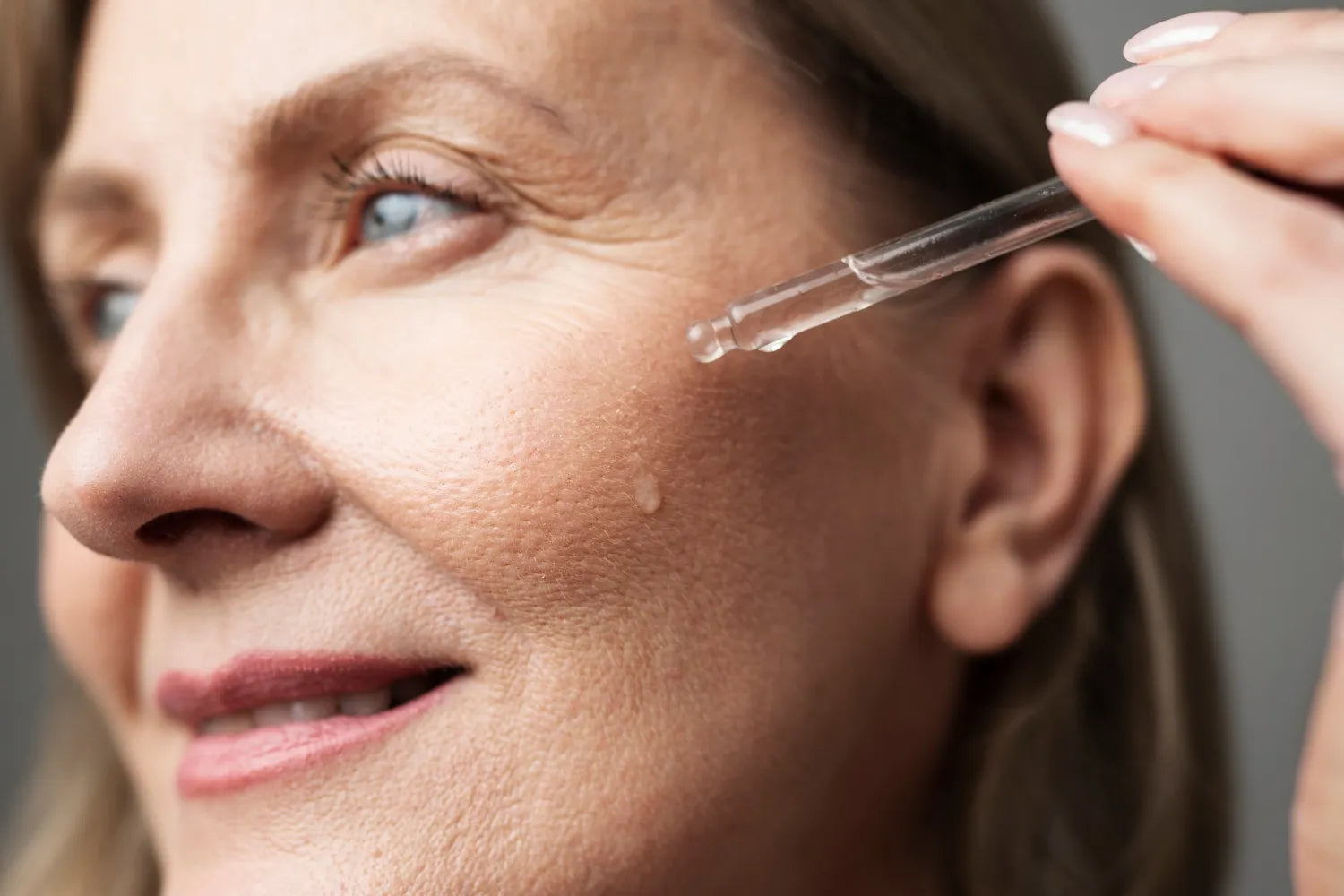 Hyaluronic acid, retinol or vitamin C – which should you choose?